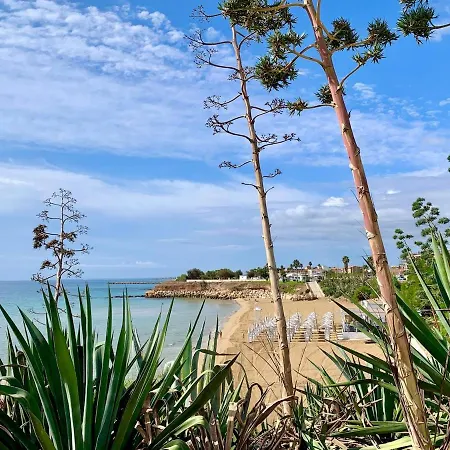 Incantevole Con Piscina E Giardino A Poca Distanza Dalle Spiagge Piu Belle *